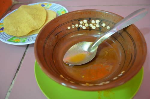 完食したメキシコのスープ・ポソレ