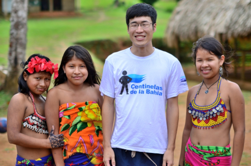 パナマのエンベラ族の観光ツアーに参加して感じた少数民族のジレンマと葛藤「伝統文化と近代化は両立するのか？」