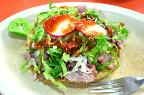 タコスの本場メキシコ料理の種類と食べ方！ケサディーヤにワカモレ、ポソレ