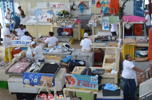 パナマの魚市場の全体写真