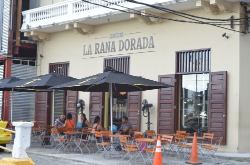 ラ・ラナ・ドラーダのカスコ・アンティグオ店