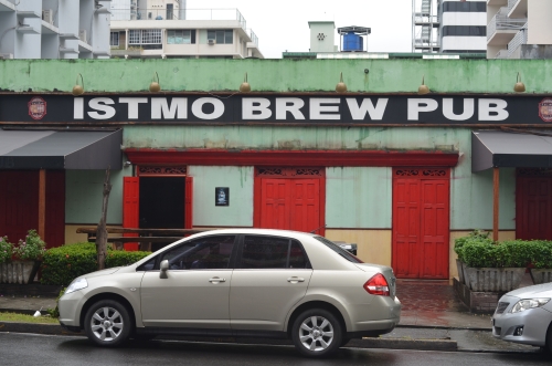 海外のクラフトビール工房Istmo Brew Pub